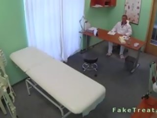 Fake MD Giving His Seed To desirable Brunette Patient