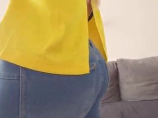 Young students fuck in jeans