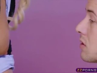 Heureux mec baise son favorite sexe film étoile jessa rhodes