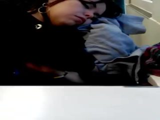 Млад скъпа спящ фетиш в влак шпионин dormida ен tren