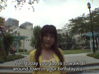 Subtitriem japānieši publisks kailums striptīzs uz tokija