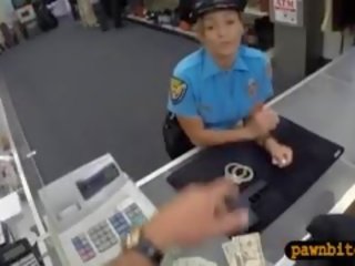 Police Officer Pawns Her Pussy N Fucked